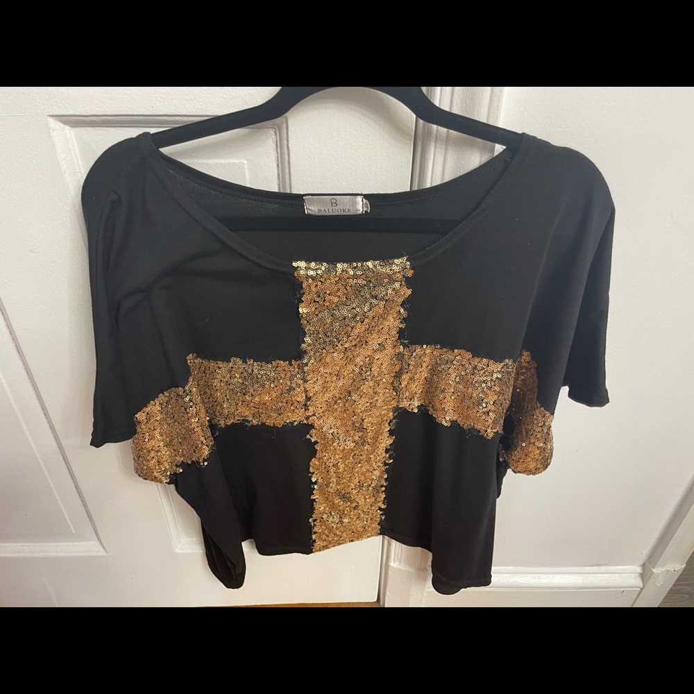 Black oversized top